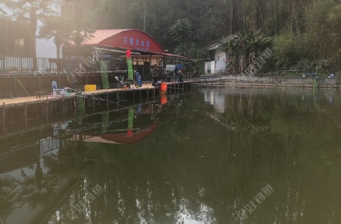 三碗水酒庄垂钓园