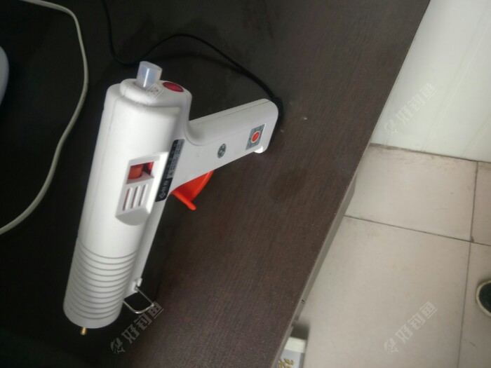 胶枪，家庭必备小工具，好使