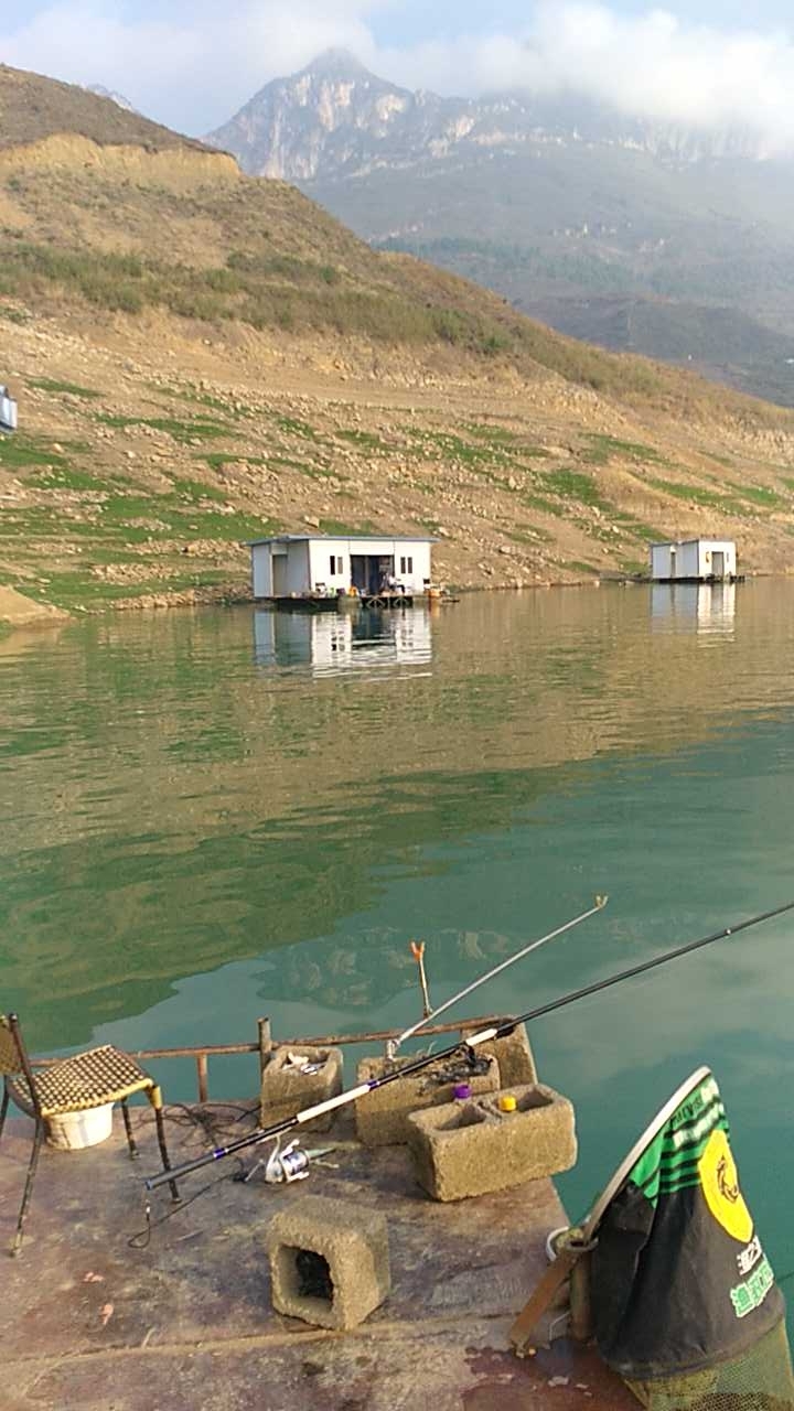 毛口姚开忠钓棚