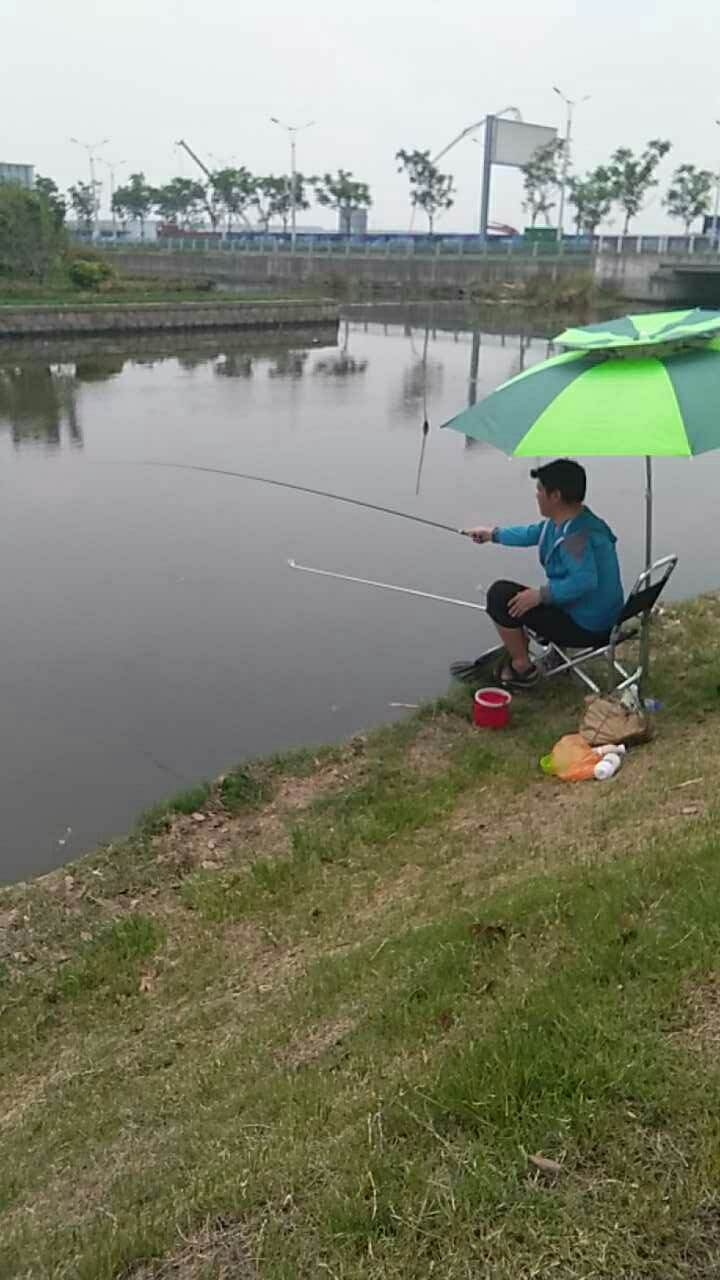 鲈乡南路，和五方路交叉口