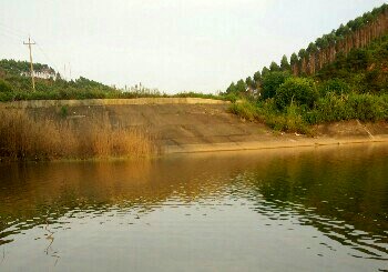 鸡山水库