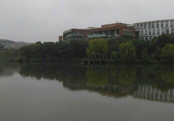 光谷生物城二妃山庄