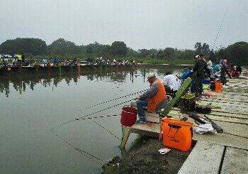 金牛休闲垂钓中心