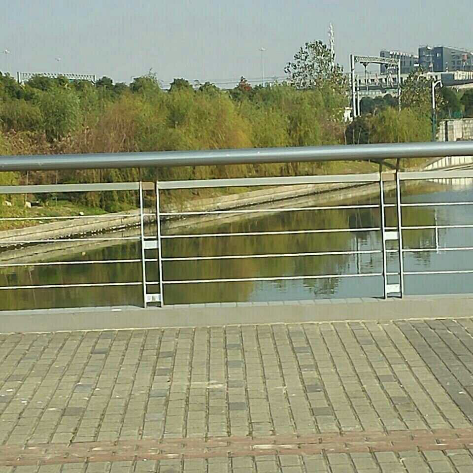 申长路南虹港桥