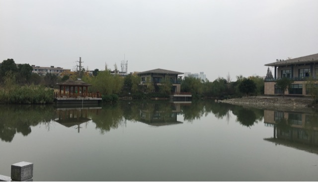 黄岩书城东边大湖