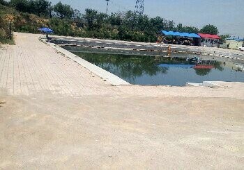 隆耀农庄垂钓园