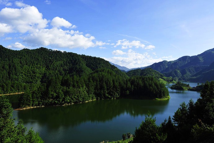天鹅湖