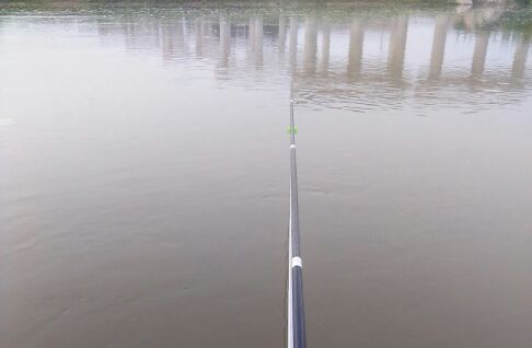 贾鲁河小王庄桥头