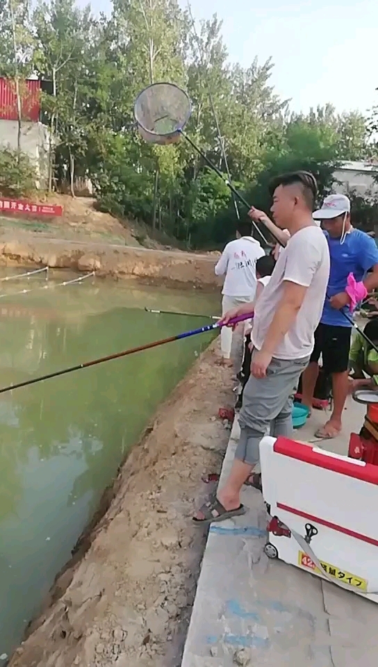 巴村上城垂钓园