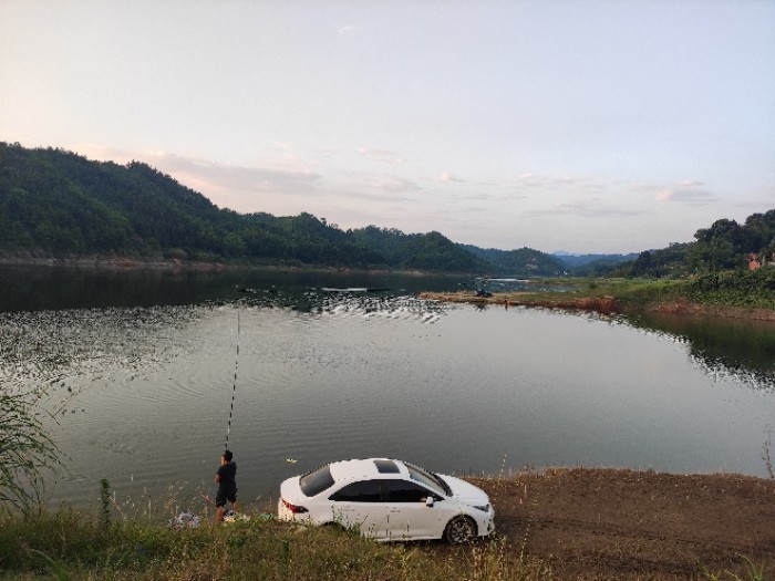 东江湖昆村村大冲垅钓场