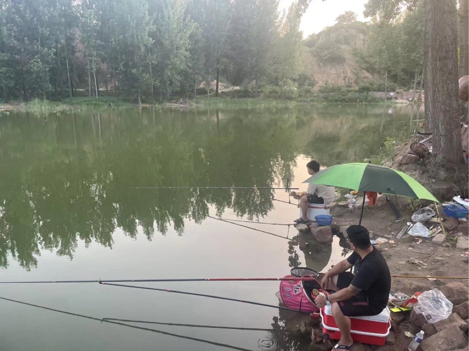 双湖休闲垂钓基地