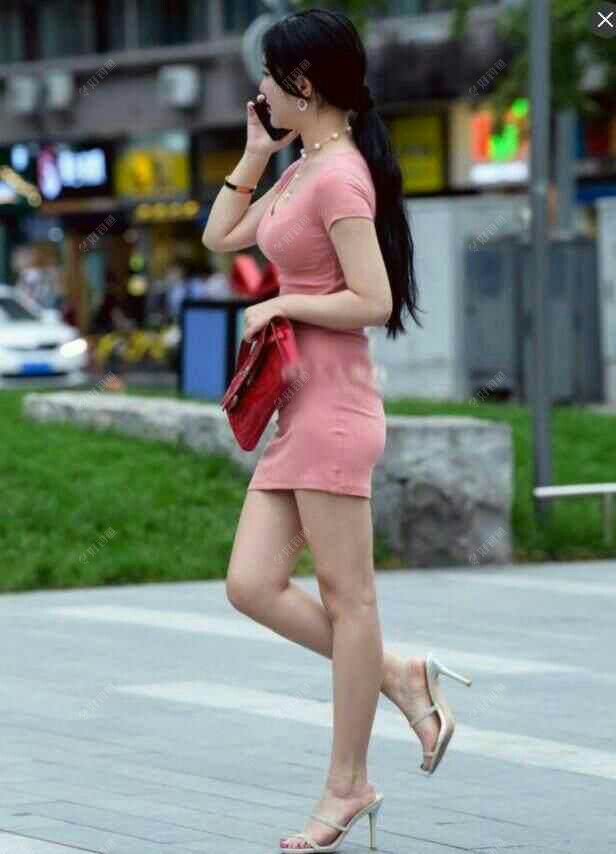 最后我也来个美女镇楼